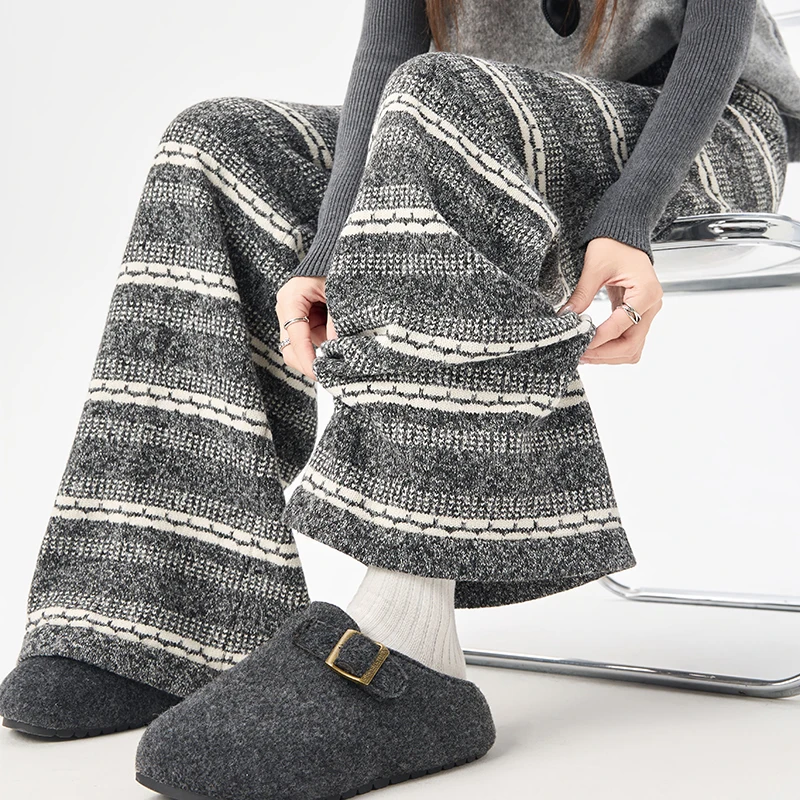 Pantaloni maglione ispessiti Pantaloni larghi casual a vita alta a gamba larga Autunno Inverno 2026 Nuovi pantaloni caldi lavorati a maglia