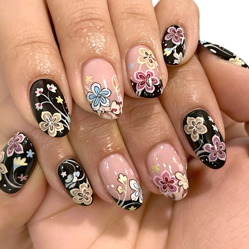 652C Black and Soft Pink Press On Manicure, Short Oval Floral Design with ABS Material for Office Wear, Dinner Plans, and Fast
