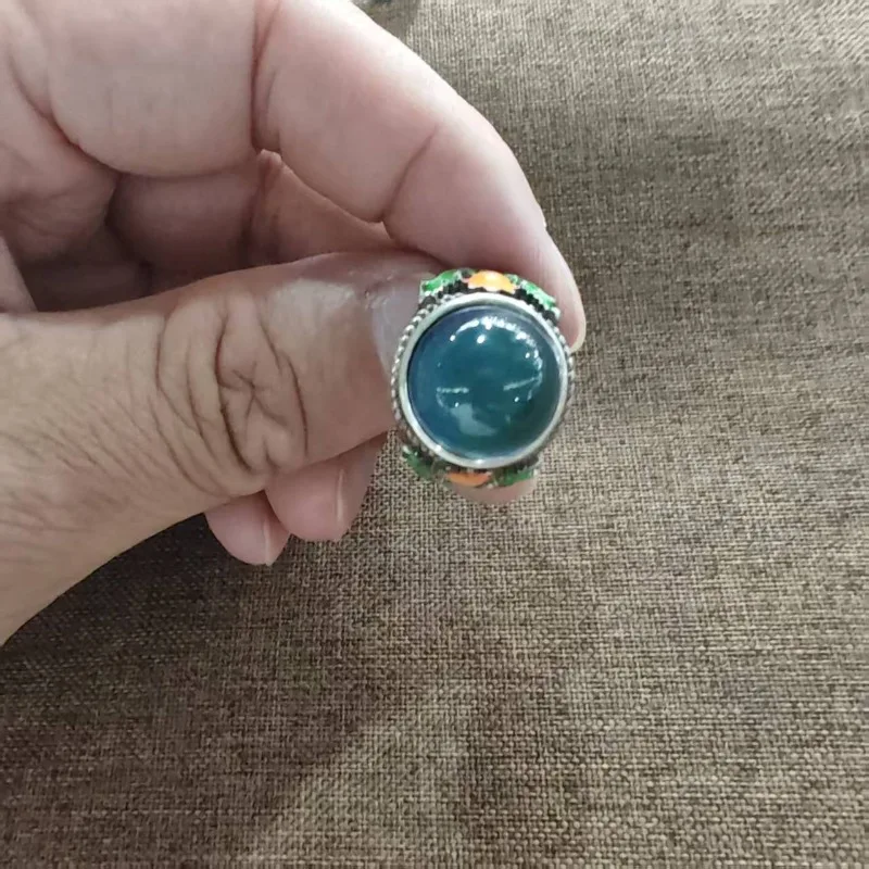 Retro Green‑Orange Scroll Enamel Adjustable Ring Unisex Color‑Shifting Round Imitation Blue Gem Boho Ethnic Finger Ornament