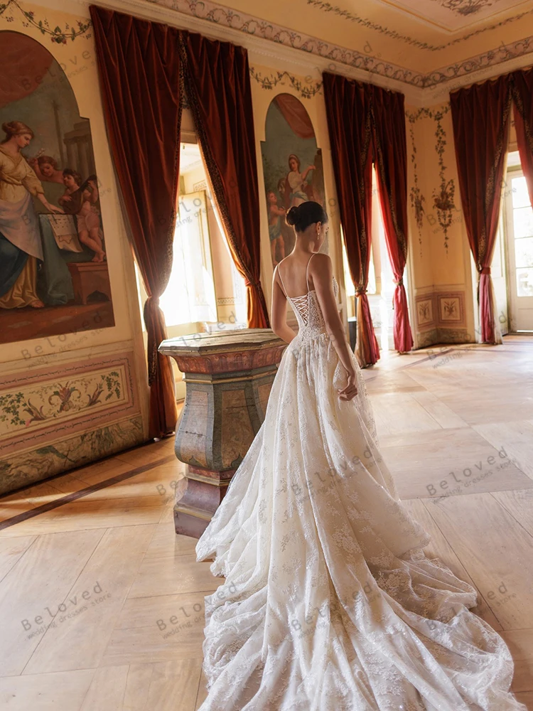 우아한 웨딩 드레스 화려한 신부 가운 레이스 아플리케 분리형 기차 스파게티 스트랩 가운 Vestidos De Novia 맞춤형