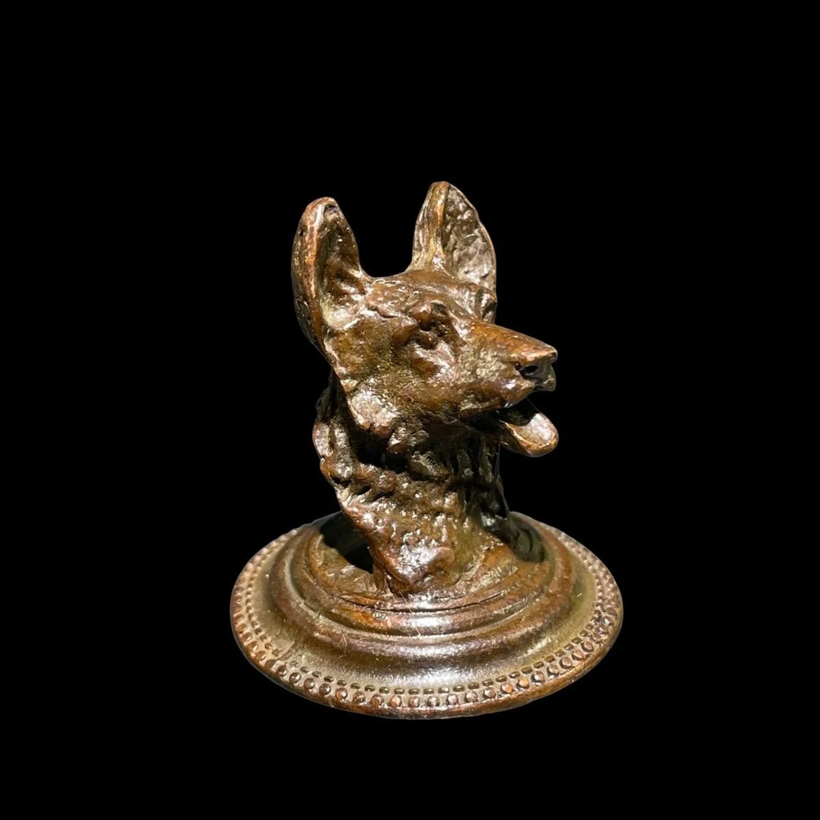 Retro collection zodiac dog Wangcai tea ceremony tea pet copper bronze tea table living room ornaments lucky.