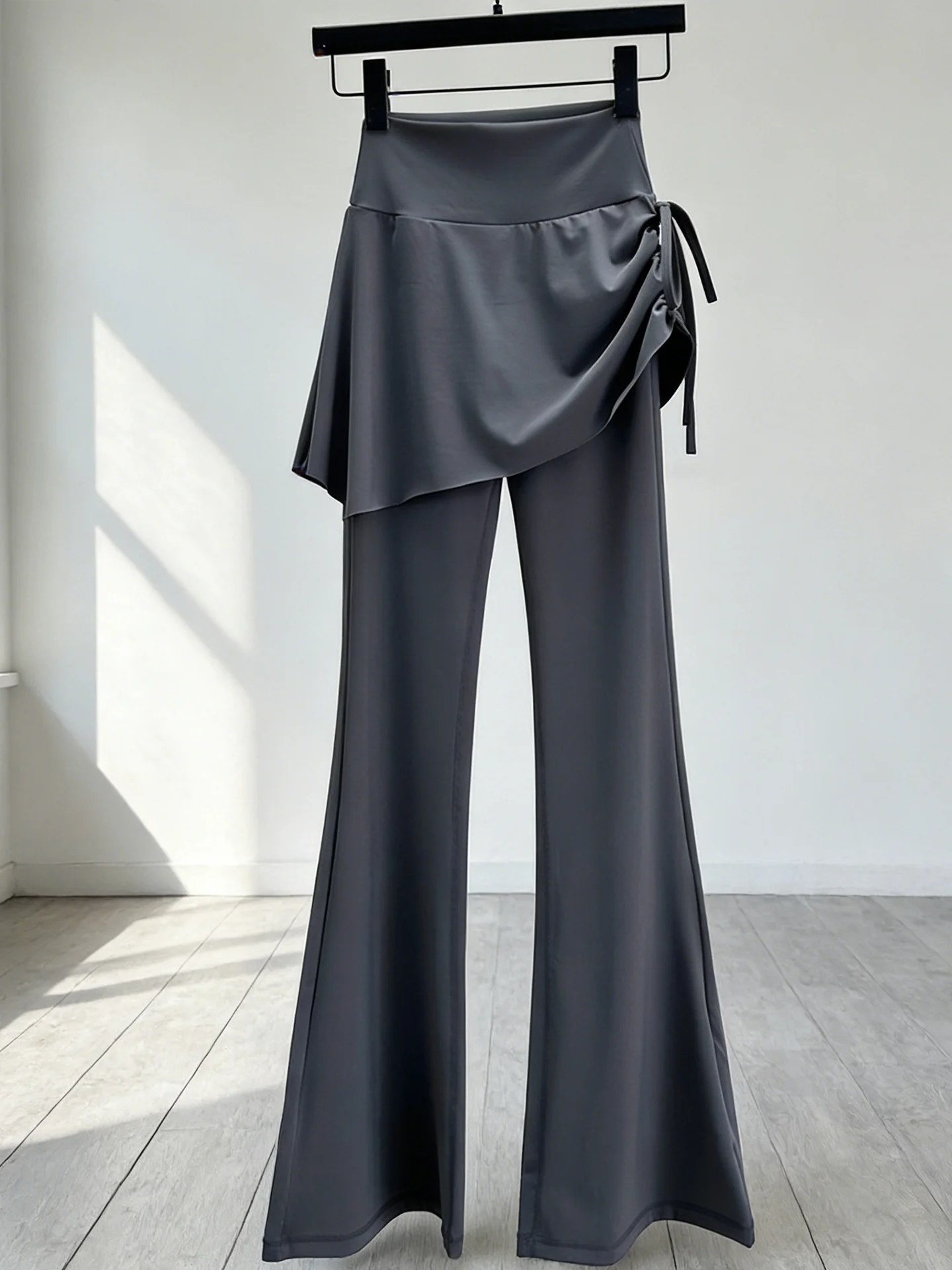 Nouveau 2025 Pantalon de yoga taille haute pour femme, grande taille, pour le sport et les loisirs, coupe large micro-évasée, décontracté et amincissant