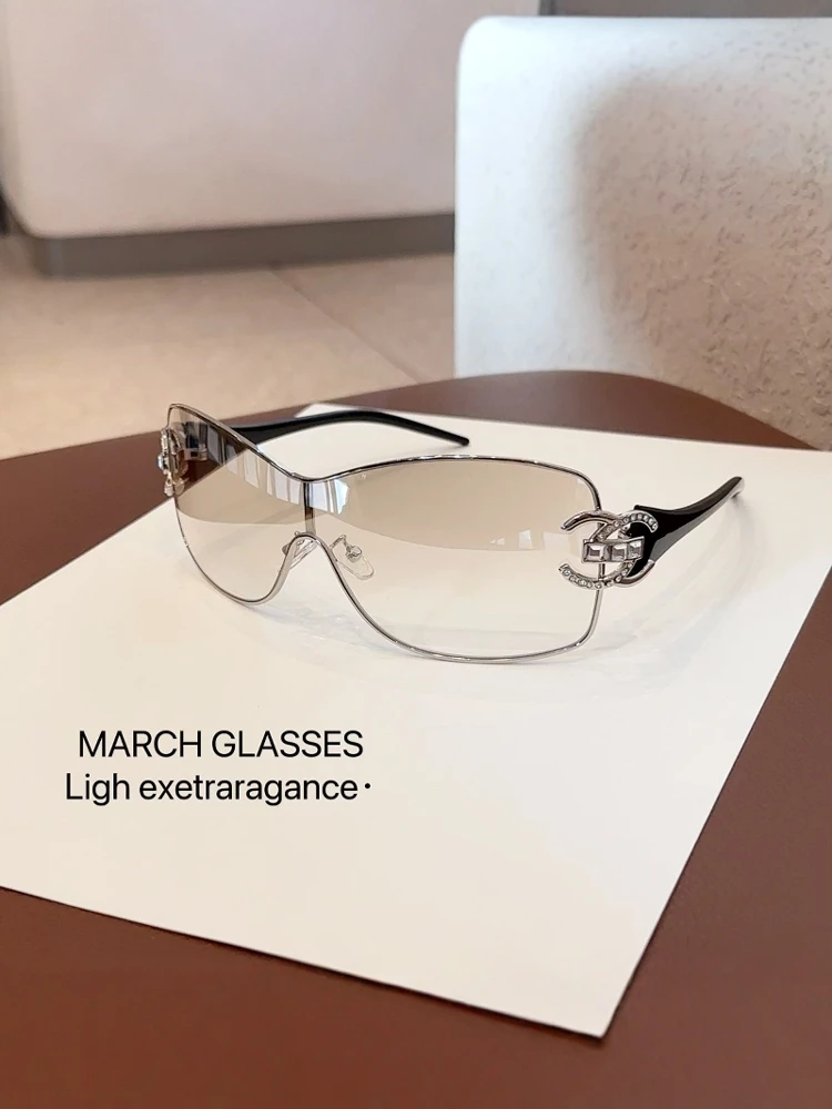 Thumbnail 4 - #20 Best Trendy Fashion Sunglasses to Buy In 2026