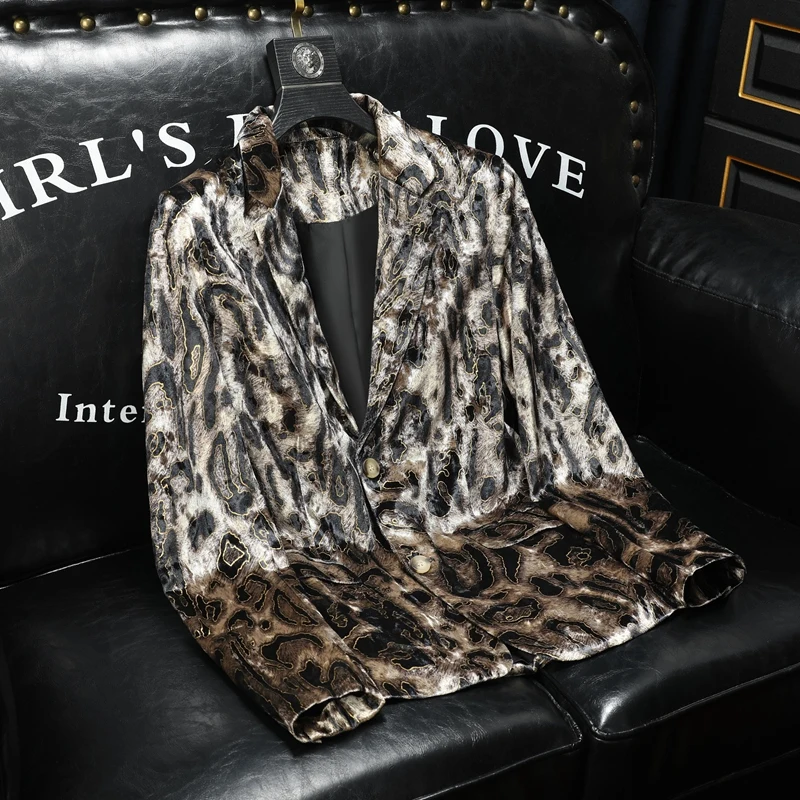 

Бархатные изысканные пиджаки с леопардовым принтом для мужчин, облегающие легкие в уходе осеннее качество, гладкие удобные костюмы, куртка Terno Masculino