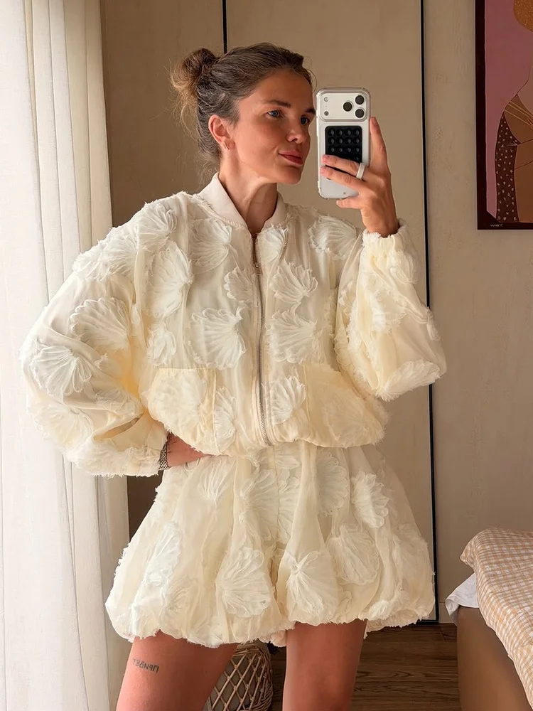 Комплект Tossy Rosette Floral Bomber: куртка с воротником-стойкой и полной застежкой-молнией, с 3D-цветочным узором, подолом на шнурке, для вечеринок и выходов в свет, комплект А-силуэта.