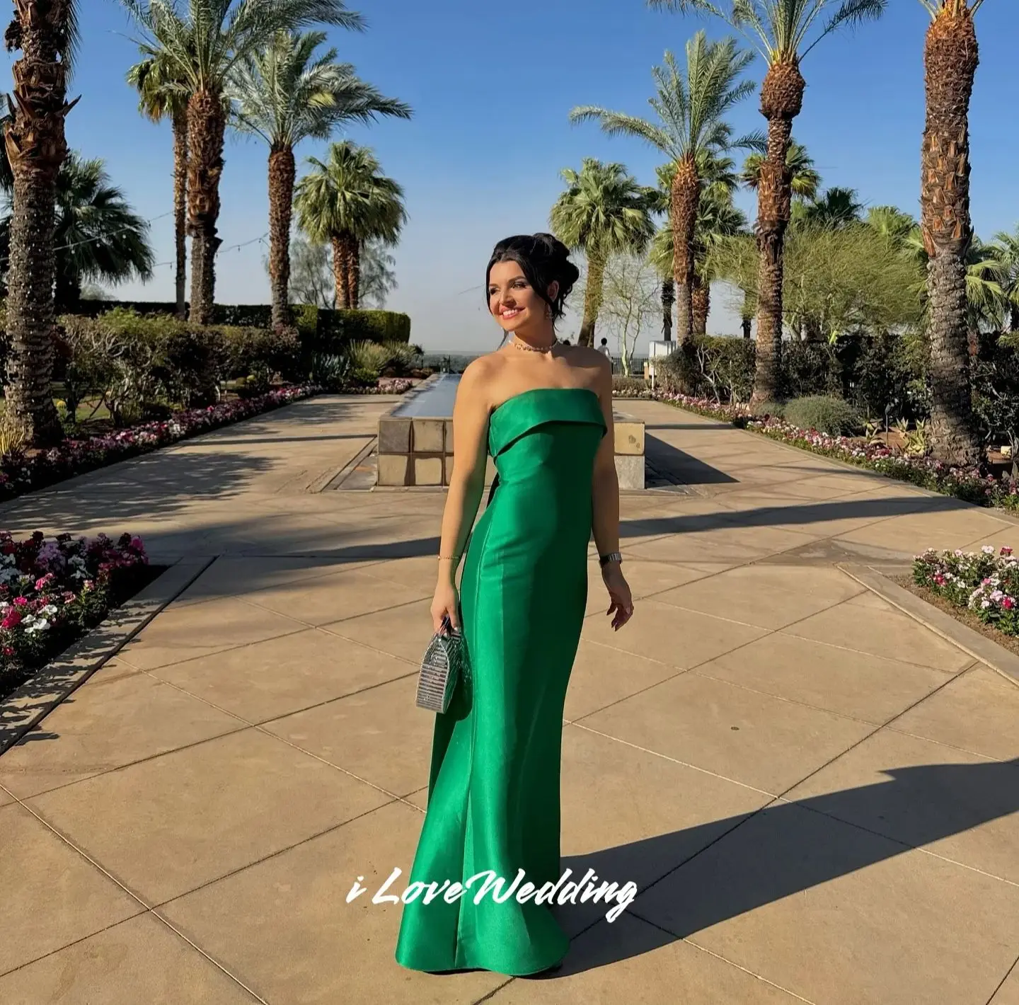 

Green Strapless Evening Dresses 2025 Satin Sleeveless Mermaid Pleated Prom Dresses Floor-Length Wedding Party Dress Customized
