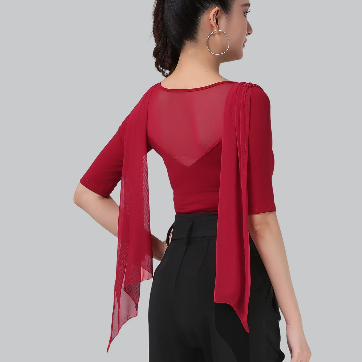 Profesjonalne stroje do tańca nowoczesnego damskie dla dorosłych, bluzki z rękawem 3/4, letnie nowe stroje do tańca towarzyskiego i latynoamerykańskiego.