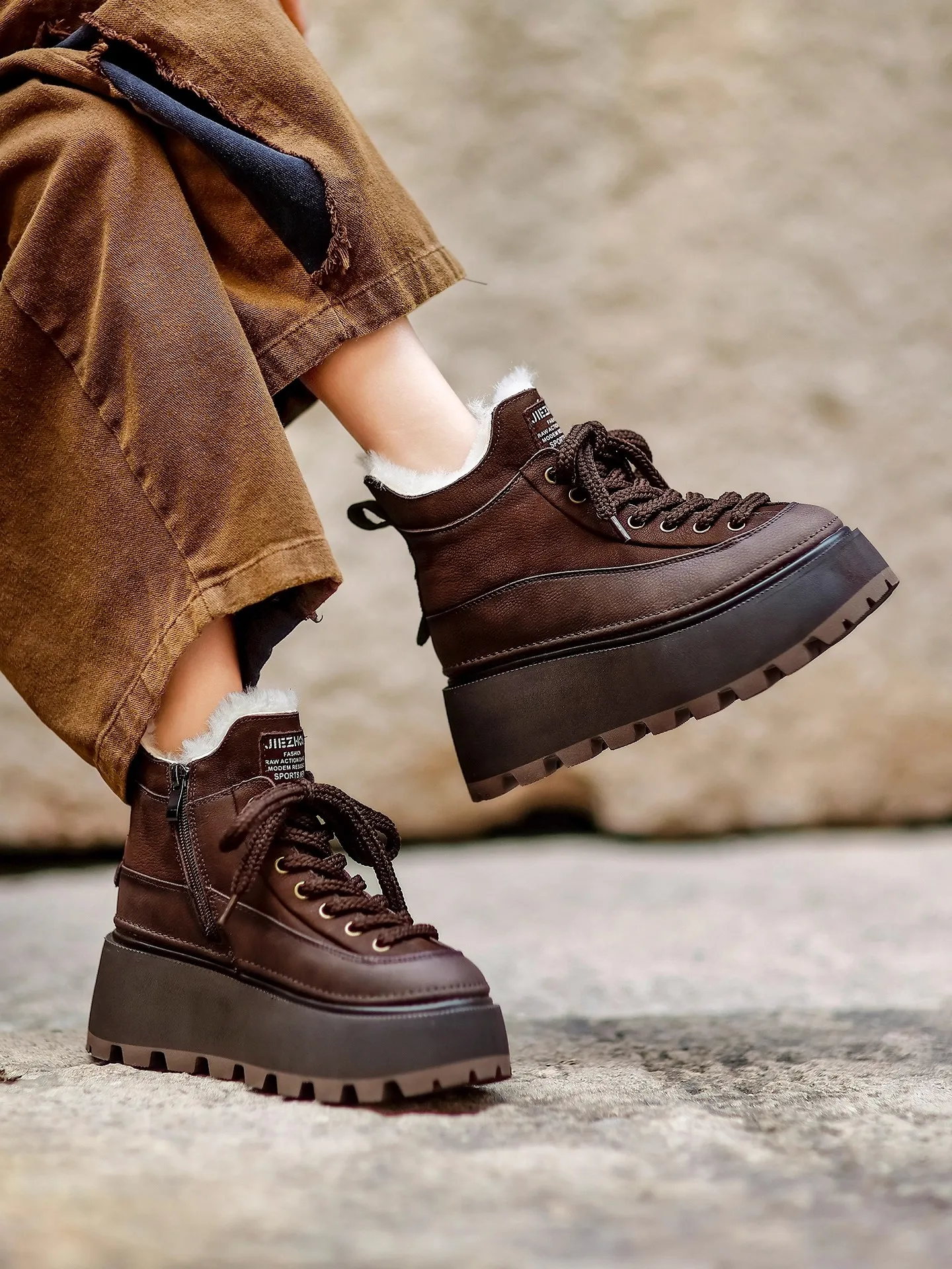 

GKTINOO Genuine Leather Snow Boots Platform Warm Winter Ankle Boots Women Natural Wool Fur Booties Thick Sole Shoes