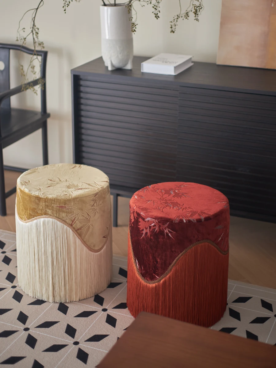 Original removable and washable new Chinese French medieval velvet fringed makeup stool low stool shoe changing stool