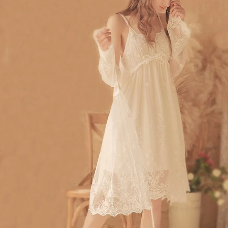 

2 Pieces Set Women White Lace Elegant Nightgowns Nightdress Sleepwear Lolita Spring Summer Palace Style Vintage Dress Bathrobes