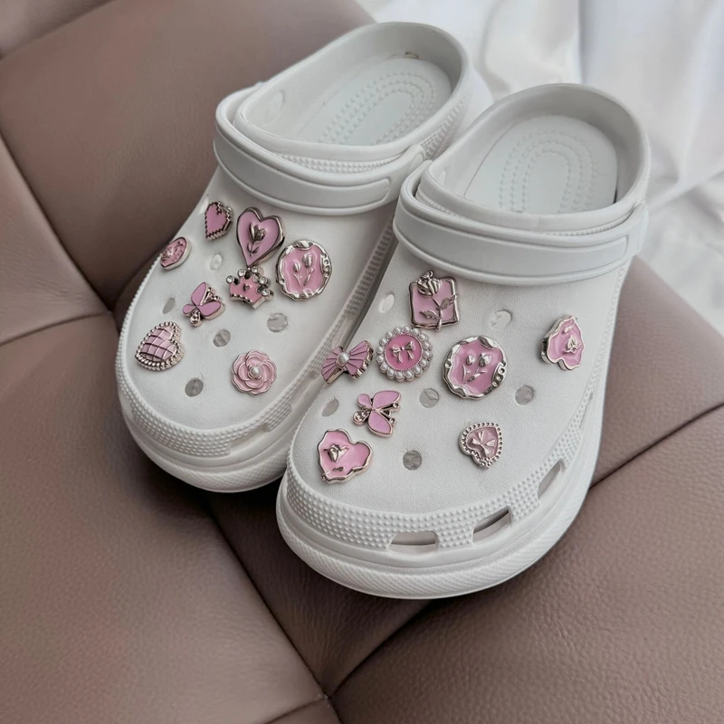 Pink Shoe Charms Set Creative DIY Shoe Flower Diamond Pearl Rhinestone Detachable Chain buckle Girls Shoe Decoration image 6