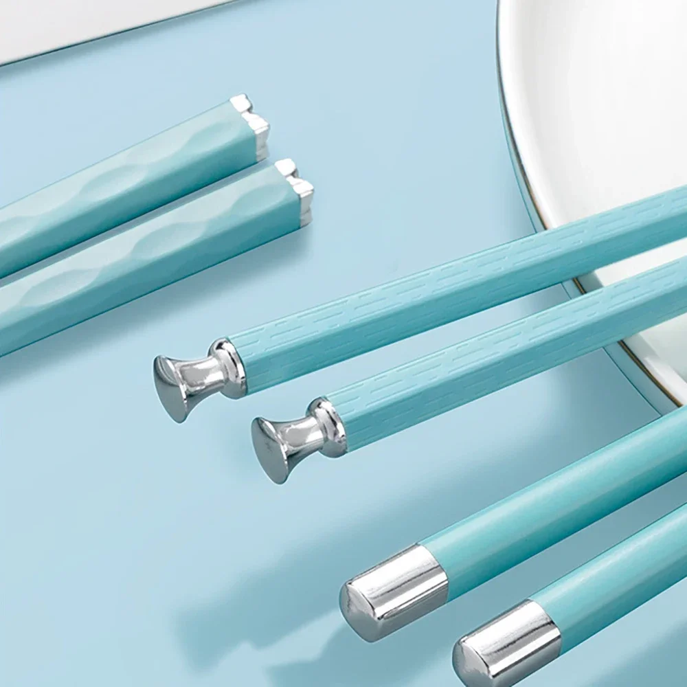 5Pairs High Quality Japanese Non-Slip Chopsticks Korean Hotel Restaurant Portable Healthy Food Stick Sushi Kitchen Chopsticks