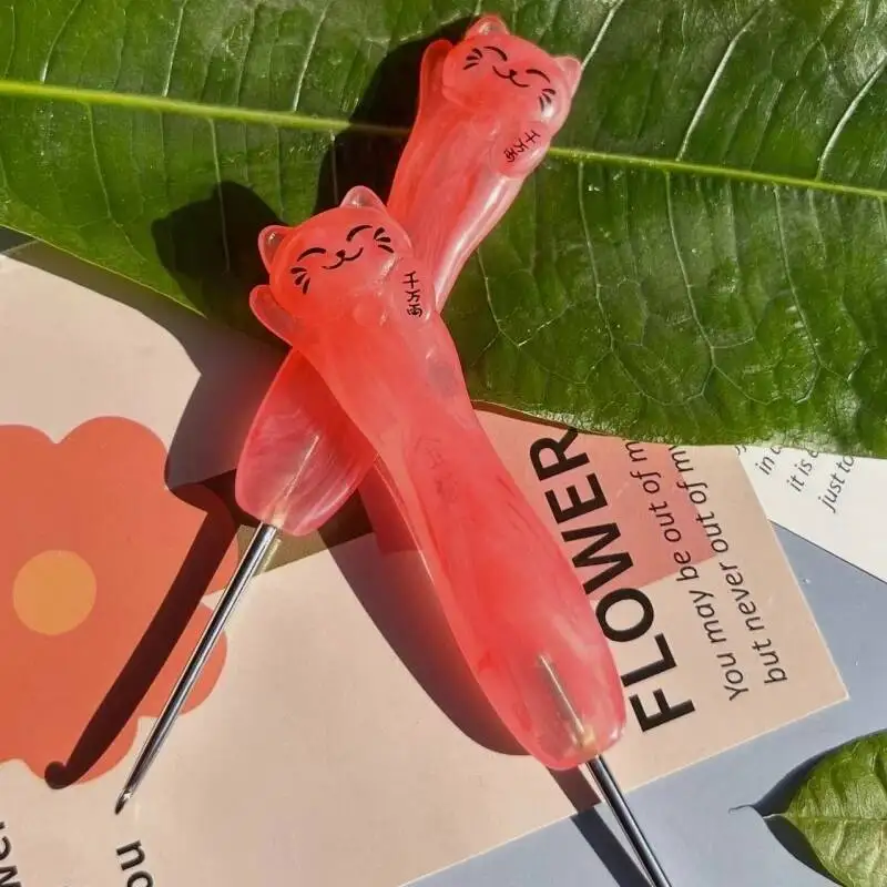 

Resin Red Cat Handle Crochet Hook Crochet Knitting Sweater Needles Craft Home DIY Knitting Needles Sewing Tool