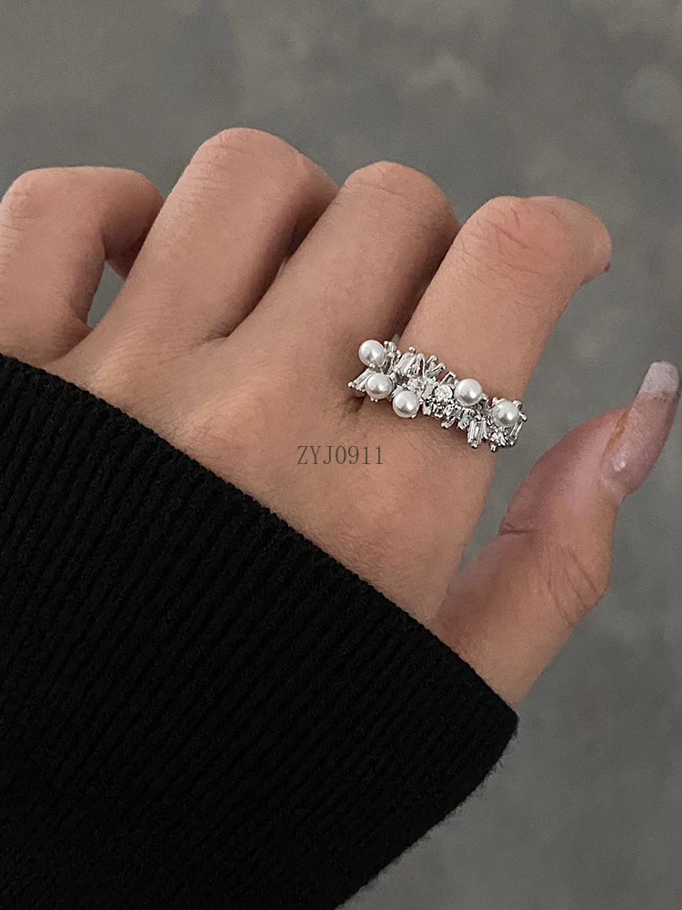 Semplice anello di perle da donna squisito micro-intarsiato zircone aperto anello per dito indice gioielli a mano