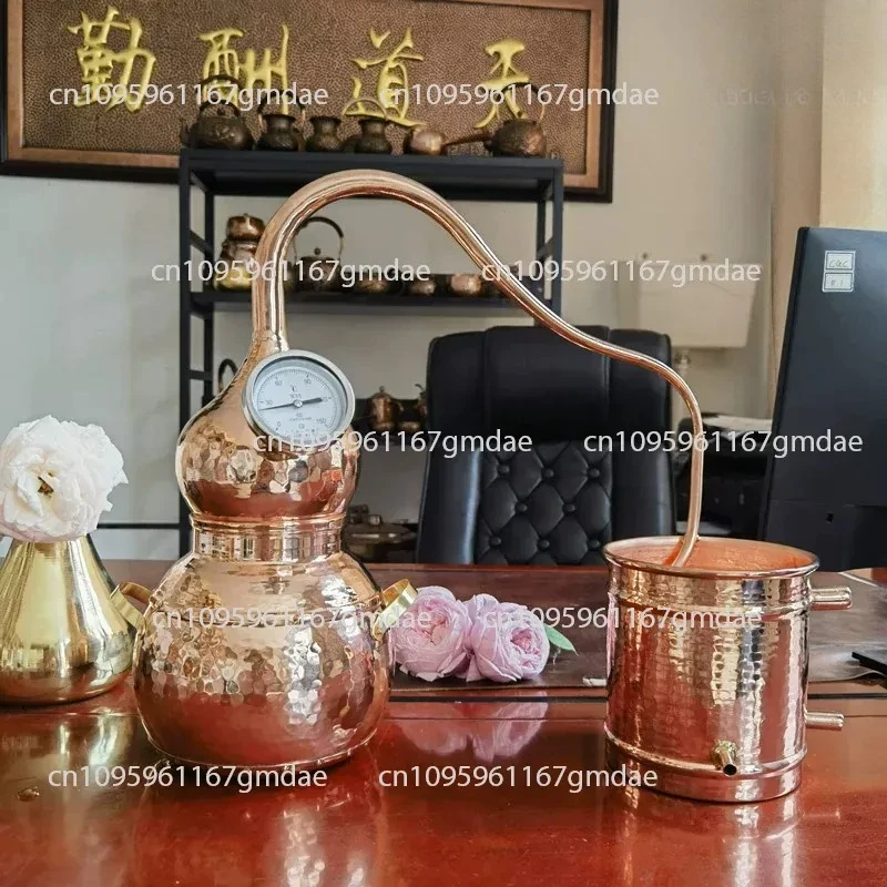 Distiller Household small distiller Essential oil refiner Ancient pure copper distiller Red copper purification