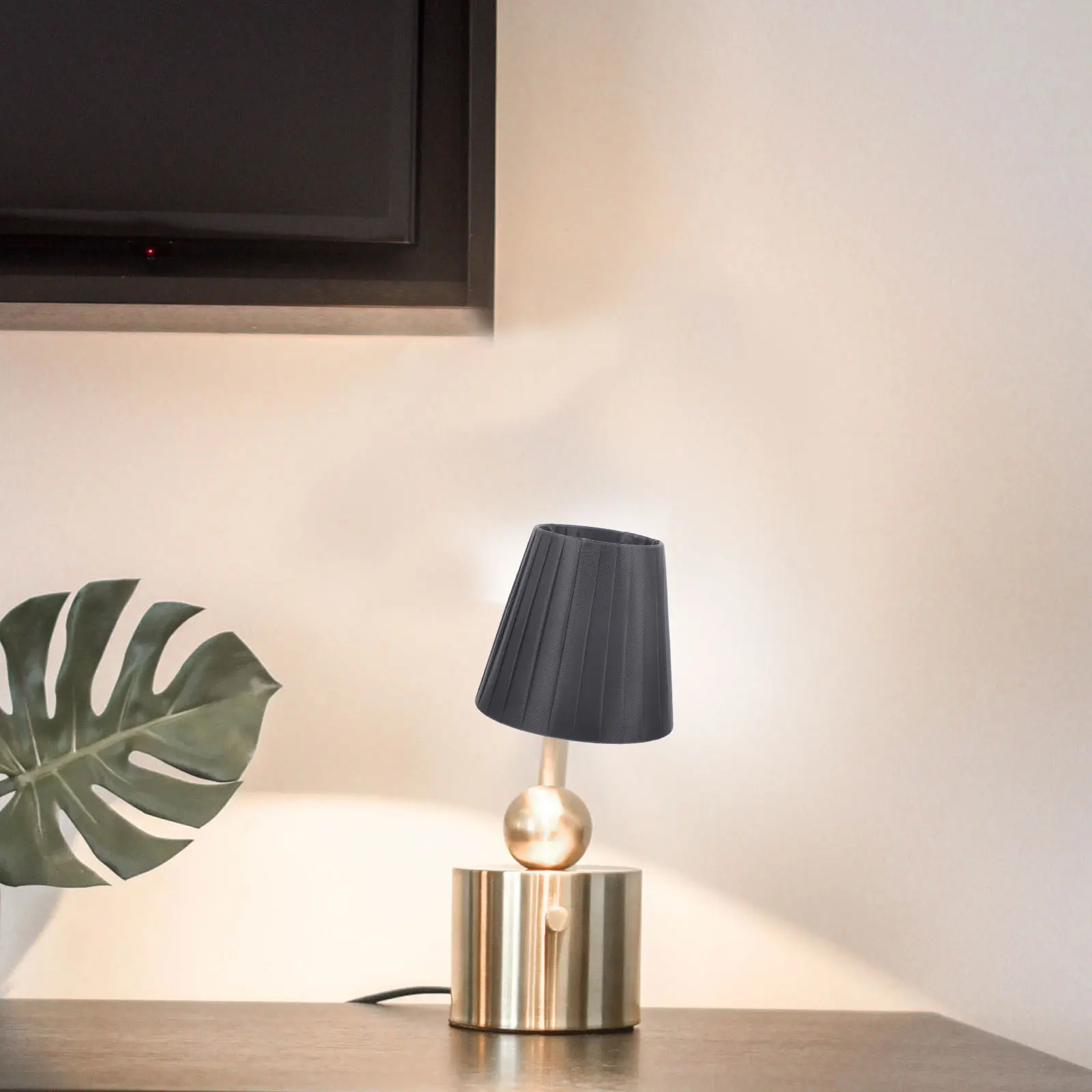 

Cloth Lampshade Replacement Barrel Light Shade E14/E27 Socket Iron Frame Soft Illumination Warm Atmosphere Decorative Wall