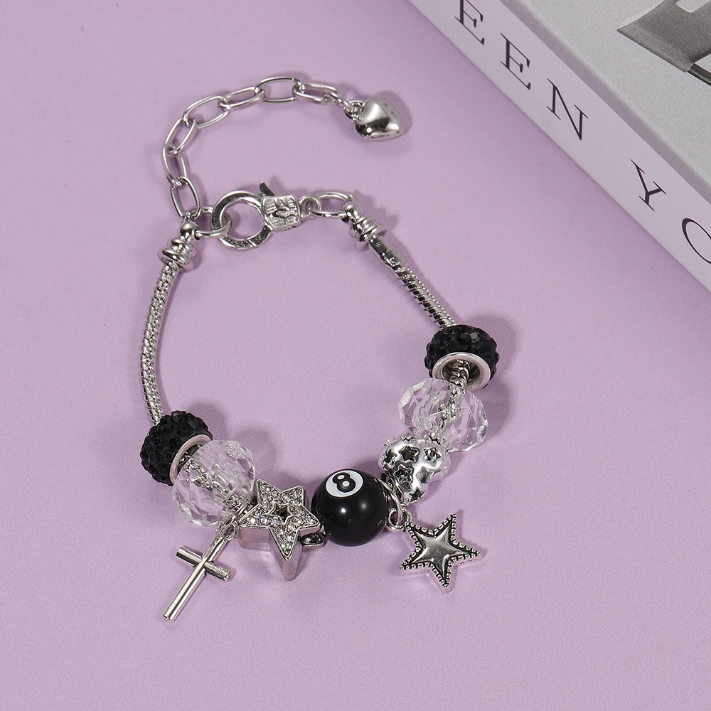 Süßes, cooles Armband mit großen Perlen im Schlangenknochen-Stil, Stern-, Herz-, Kreuz- und Billard-Anhänger, verstellbares Accessoire für Damen und Herren, Geschenk. – Detail 6