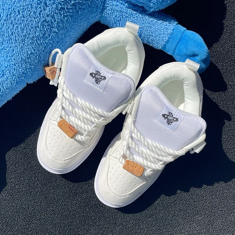 Winter Solid Color Stylish White Sneakers Versatile Trendy White Loafers Large Size Shoes Men's Thick-Soled Casual Sneakers Unisex