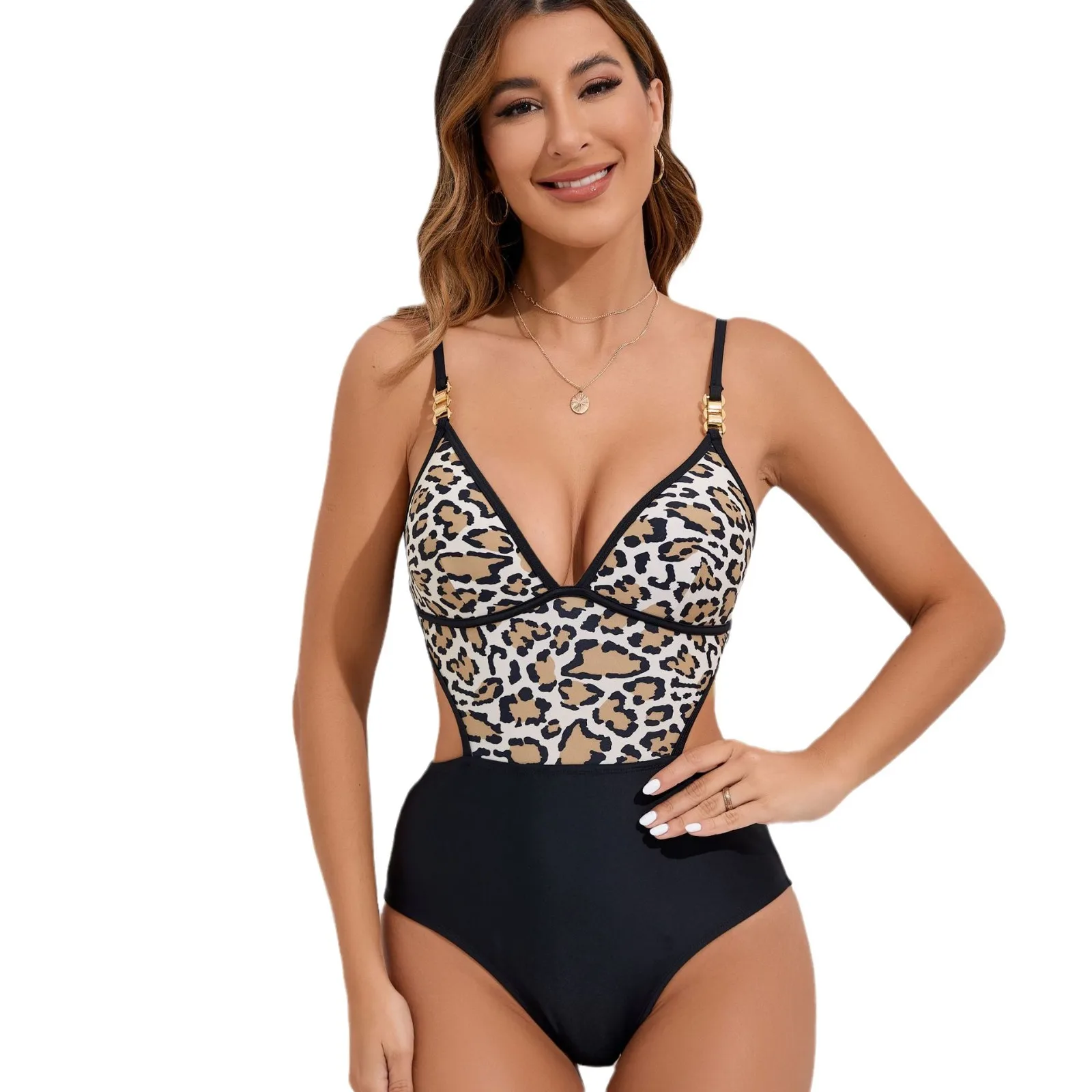 

Spot 2025 Новый цельный купальник в европейском и американском стиле с треугольными регулируемыми бретелями и открытой спиной