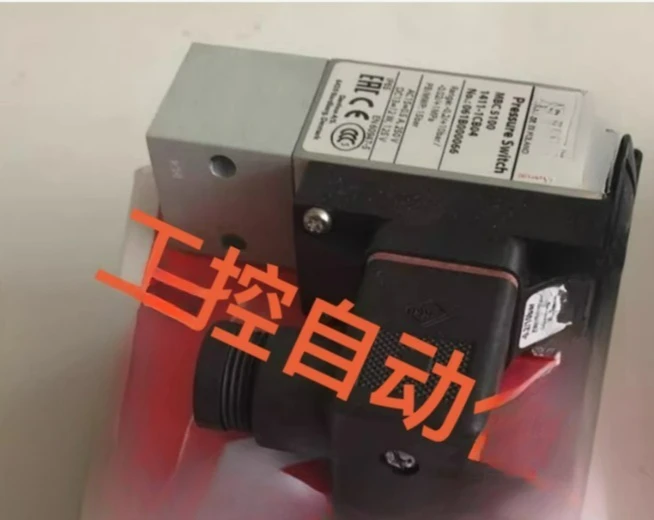 

Pressure switch 061B110866 061B110566 061B100866 061B010266 061B100266