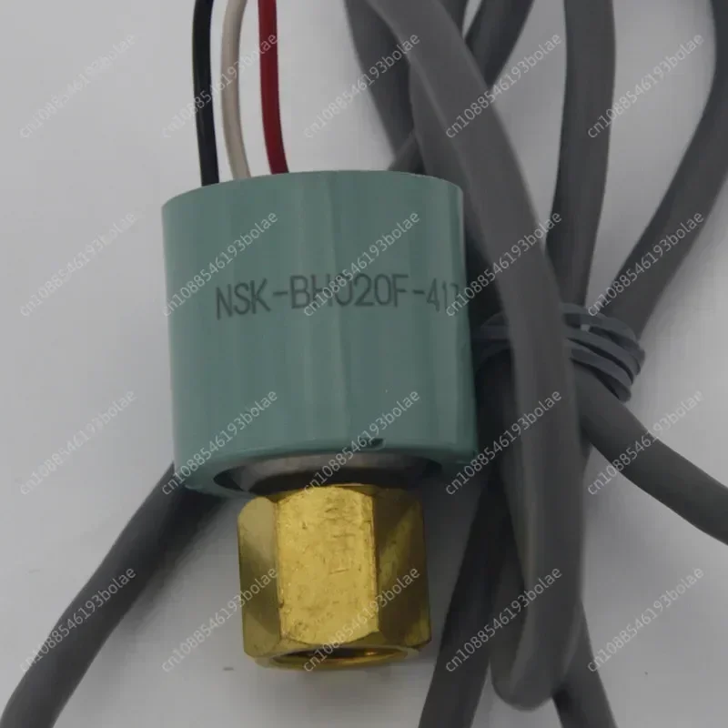 New for Hisense Hitachi Central Air Conditioning, Low Pressure Sensor NSK-BH020F-417 17B46256A