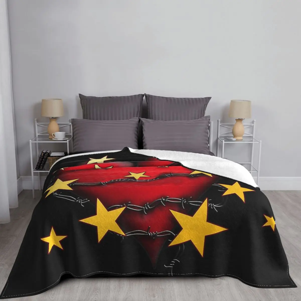 Barbed Wire Heart And Stars Blanket Flannel Spring Autumn Multifunction Super Warm Throw Blanket for Home Couch Rug Piece