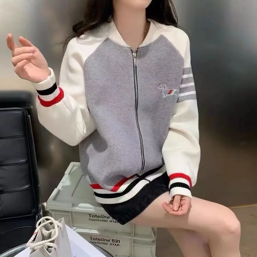 골프 카디건 자수2024 Autumn Womens Golf Wear Luxury Brand Golf Sweater Fashion Embroidery Dog Top Korean Women\'s Windproof Golf Knitted