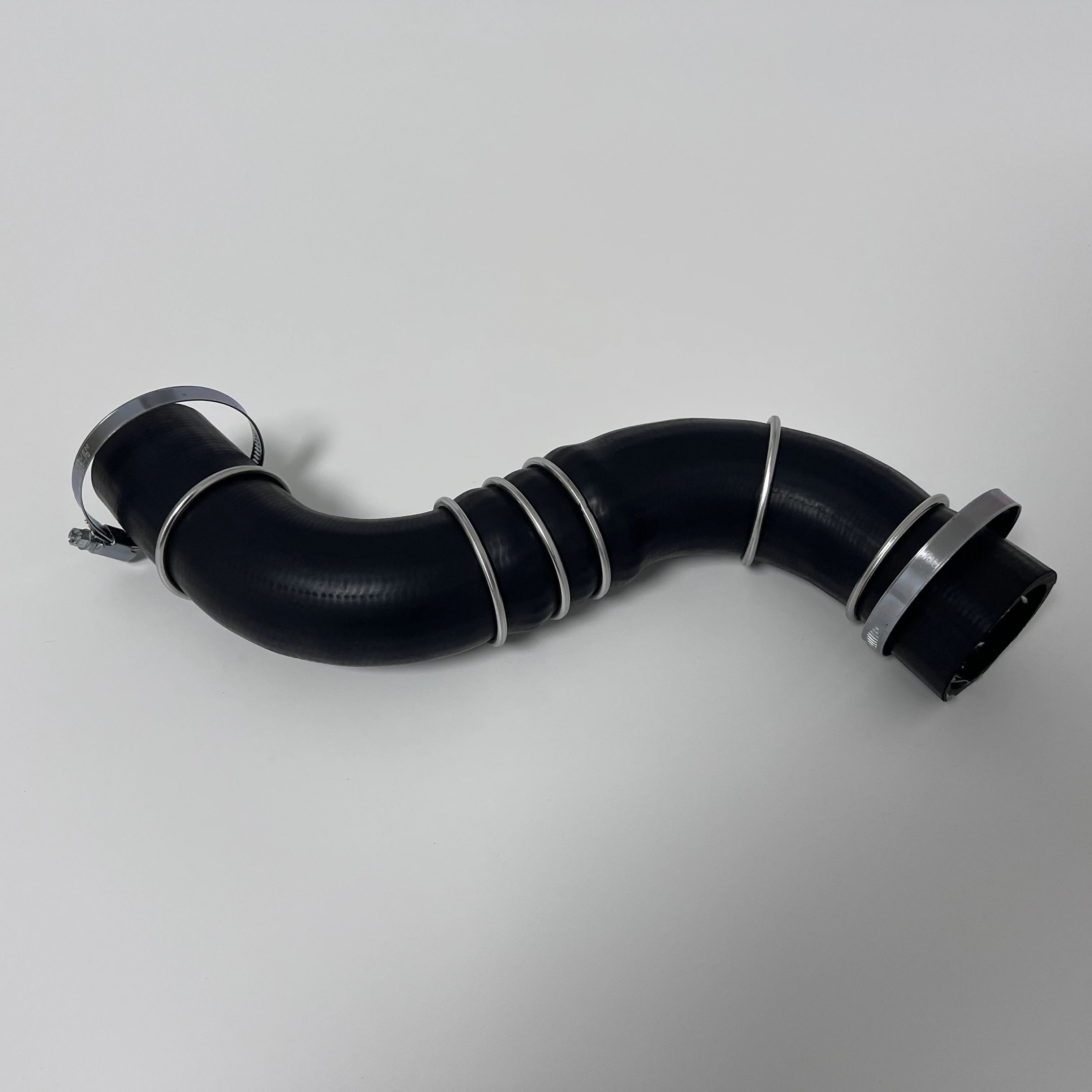 

Turbo Hose for Nissan Qashqai 1.5 Dci 2007-2015 14463-Jd51A 14463-Jd52A Oe 14463Jd51A 14463Jd56A 14463Jd50A 14463Jd52A