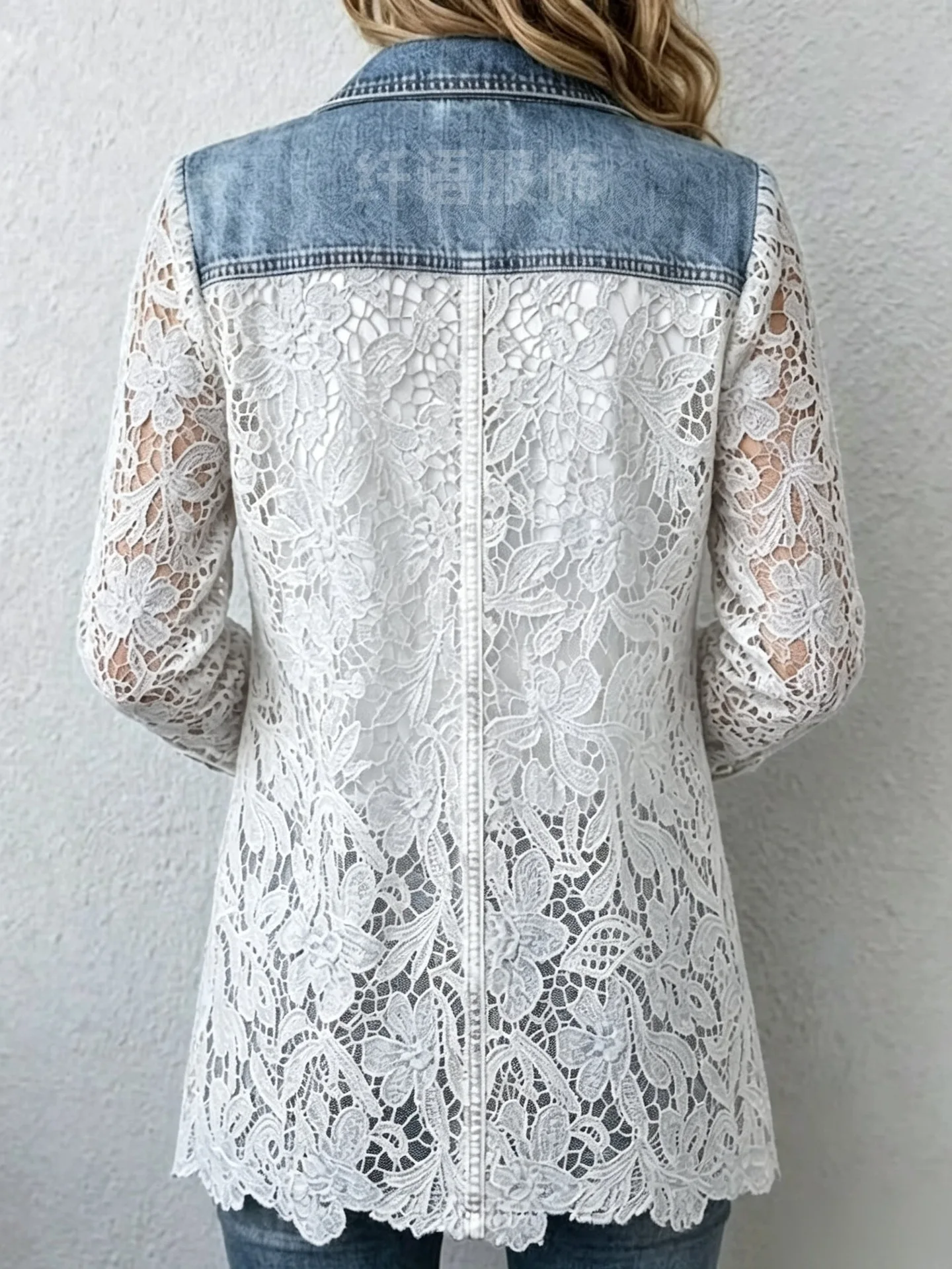 Damen Casual Patchwork-Jeansjacke mit Umlegekragen, Langarm-Spitzenhemd, Neuer Stil für Damen – Detail 7