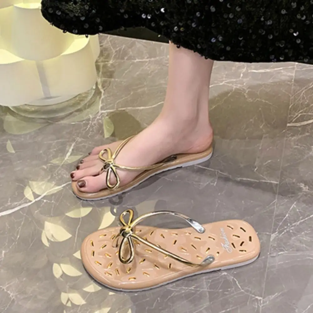 

Шлепанцы на мягкой подошве с бантом и кристаллами, Нескользящие милые шлепанцы, сандалии в богемном стиле, пляжная обувь, тапочки на плоской подошве, женские пляжные тапочки