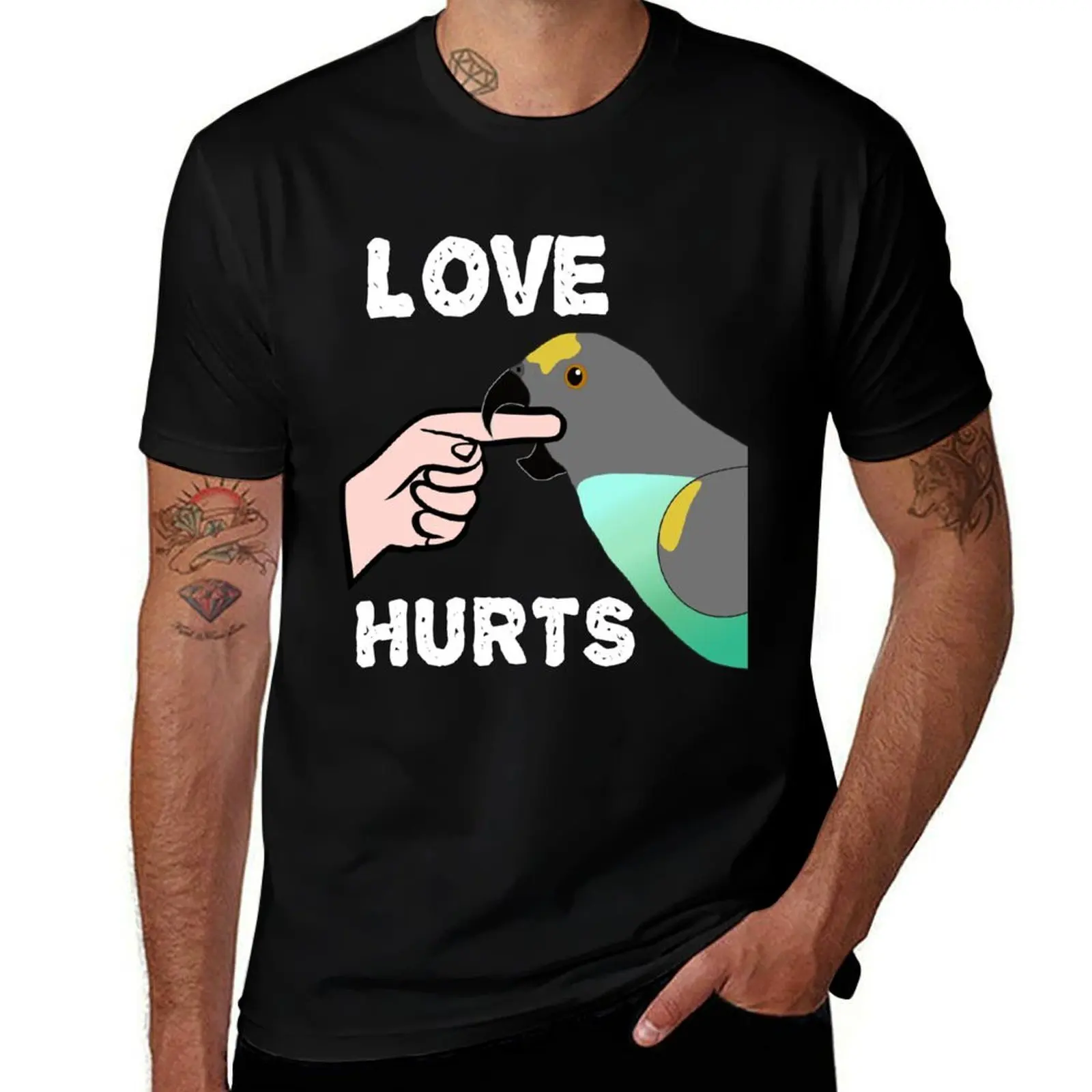Love Hurts Meyers Parrot biting T-Shirt Basic Solid Tee for Daily Use