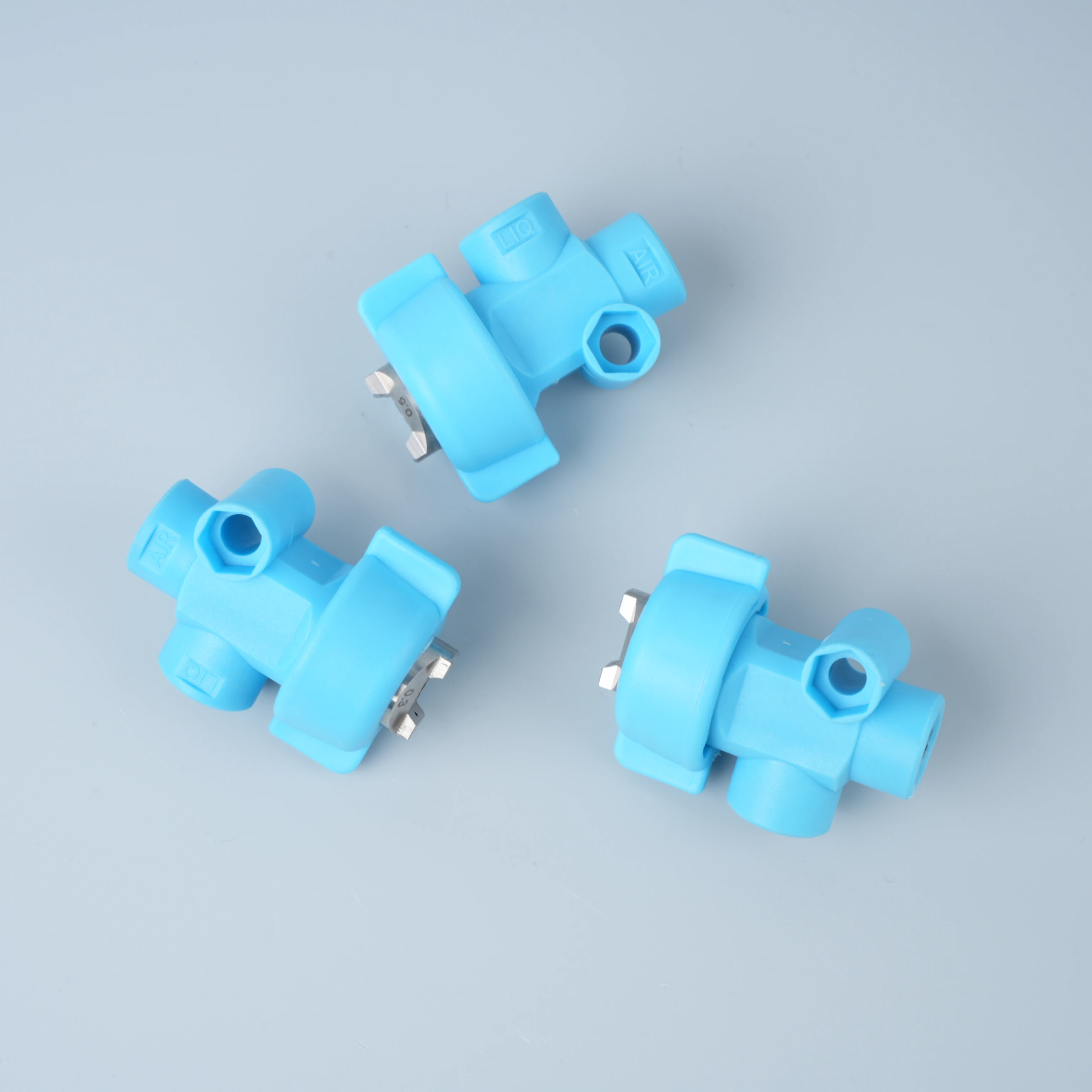 

Plastic air atomizing nozzle, external mixing fan-shaped spray, factory cooling, dust removal, spraying, and humidification