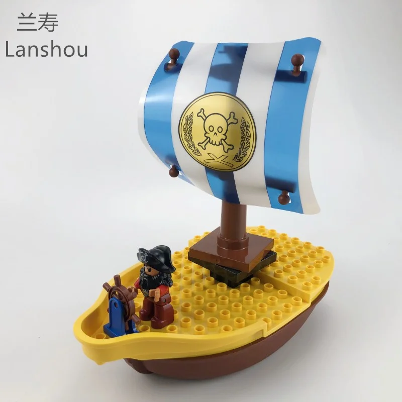 Mattoni di grandi dimensioni Adventure Ship Series compatibili grandi blocchi di costruzione pirati Treasure Island bambini ragazzi regali assemblaggio giocattoli