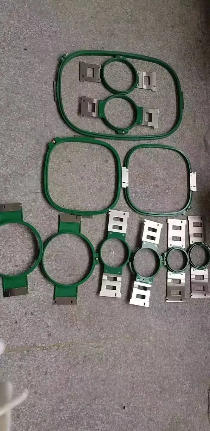 Control inteligente de una sola cabeza para la mini máquina de bordar de sombrero pequeño totalmente automática más barata