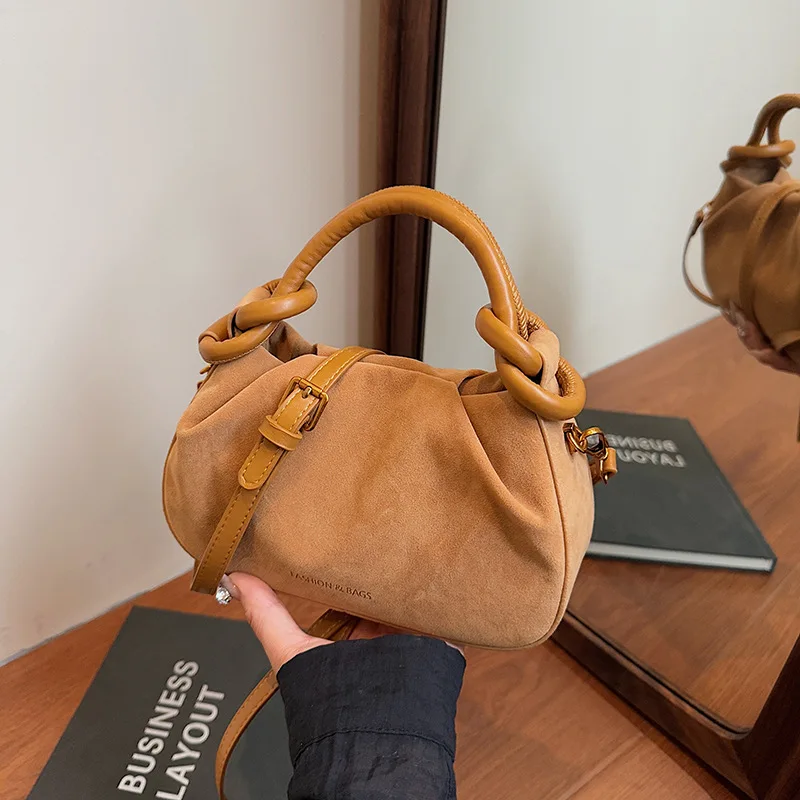 

Новая модная стильная плиссированная кожаная сумка на плечо для женщин, 2025 г., модные простые сумки через плечо в стиле ретро, универсальная сумка с верхней ручкой