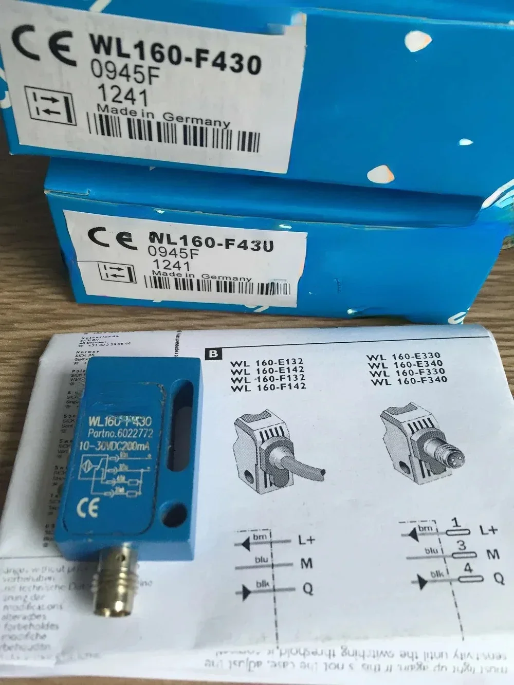 SIC-K WL160-F430 Retroreflective Photoelectric Sensor PNP Low Voltage Digital M8 4 Pin Connector 6.5M Range in Stock  Original