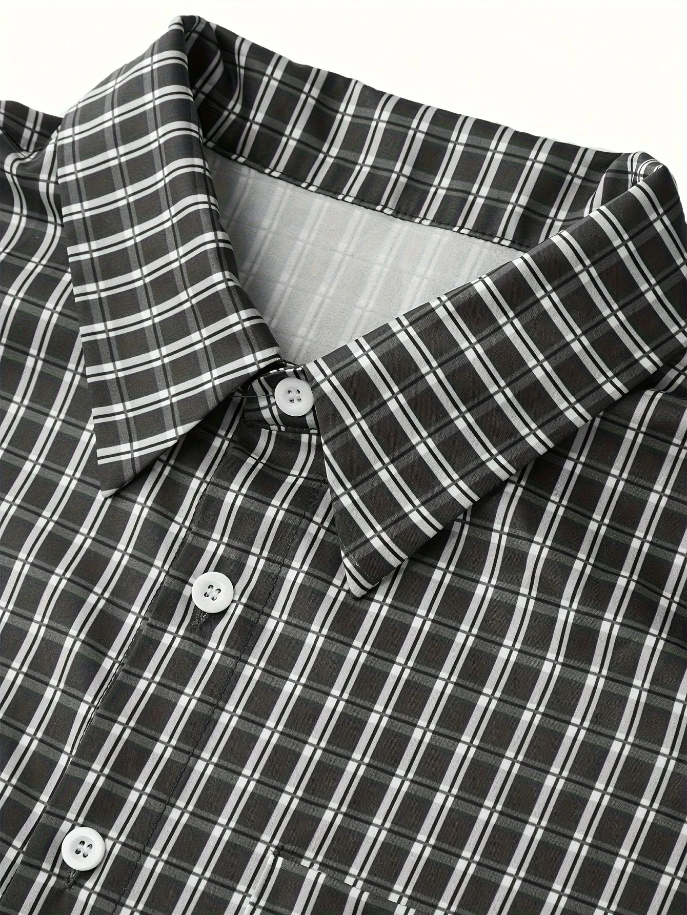 Men's Short Sleeve Plaid Button Up Shirt, Vintage Casual Cropped Length Gingham Shirt, Lightweight Streetwear Blouse