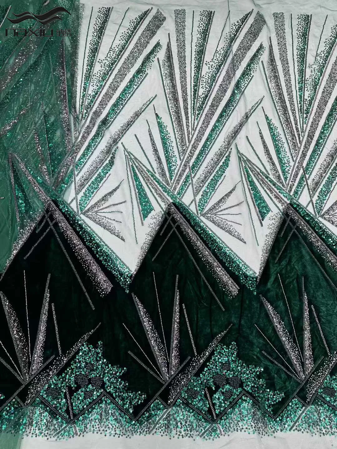 

Madison 2026 Luxury Velvet Nigerian Groom Beaded Lace Fabric 5 Yards Handmade Sequins French Fabric Beads For Wedding Dress