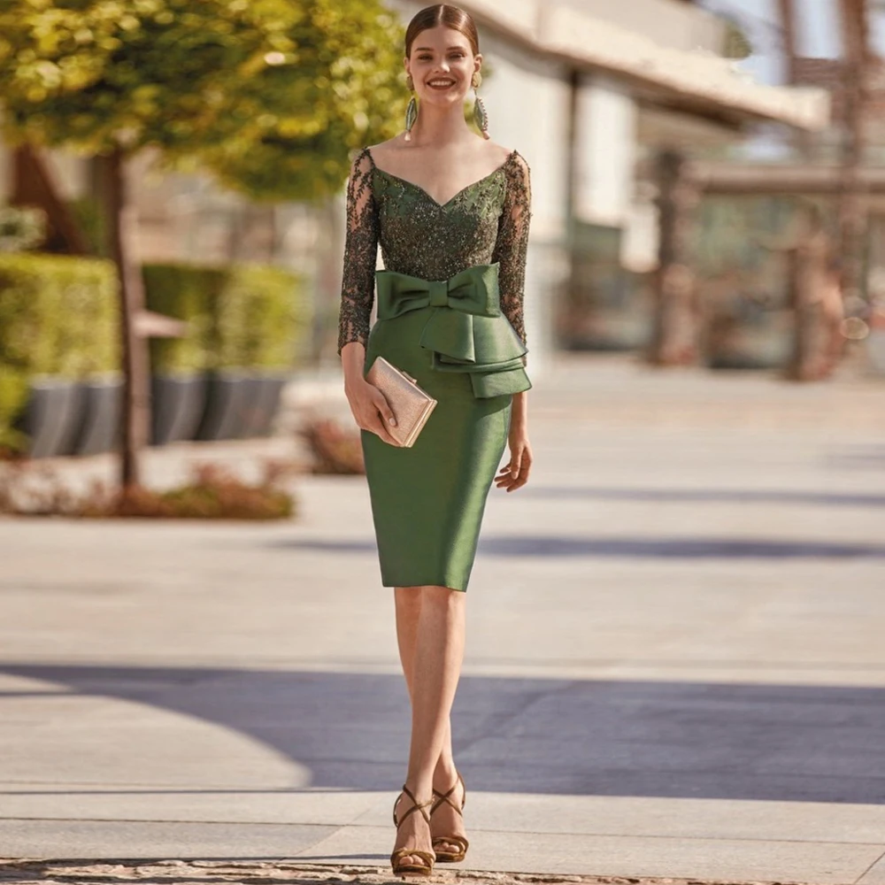 Sheath/Column Women's Cocktail Dresses 2025 Satin Lace Mother of the Bride Dress Blackish Green V-neck Bow Prom Dress Midi