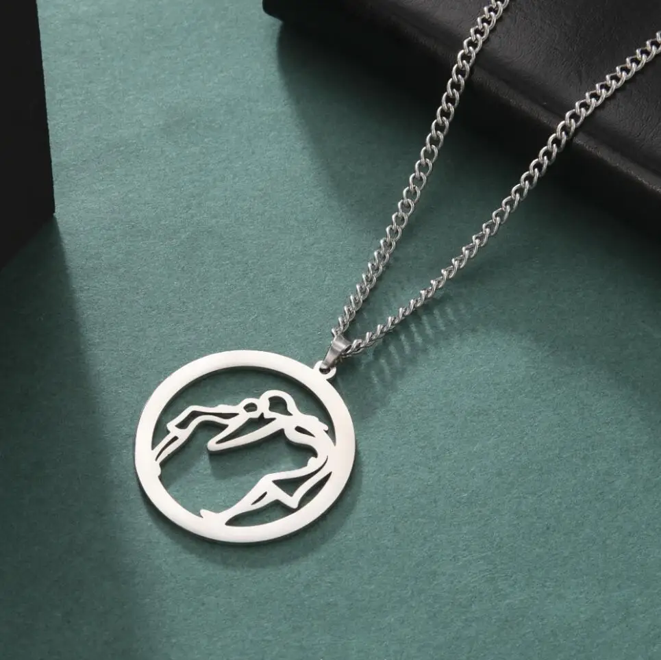 1PC Stainless Steel Necklaces Family Mother Kiss Child Pendant Chain Choker Charm Fashion Necklace For Women Jewelry F1390