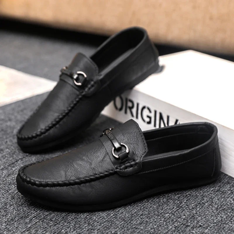 Fashion New Leather Men\'s Casual Shoes Male Lazy Shoes Breathable Loafers Comfort Slip-on Driving Shoes Luxury Brand Moccasins