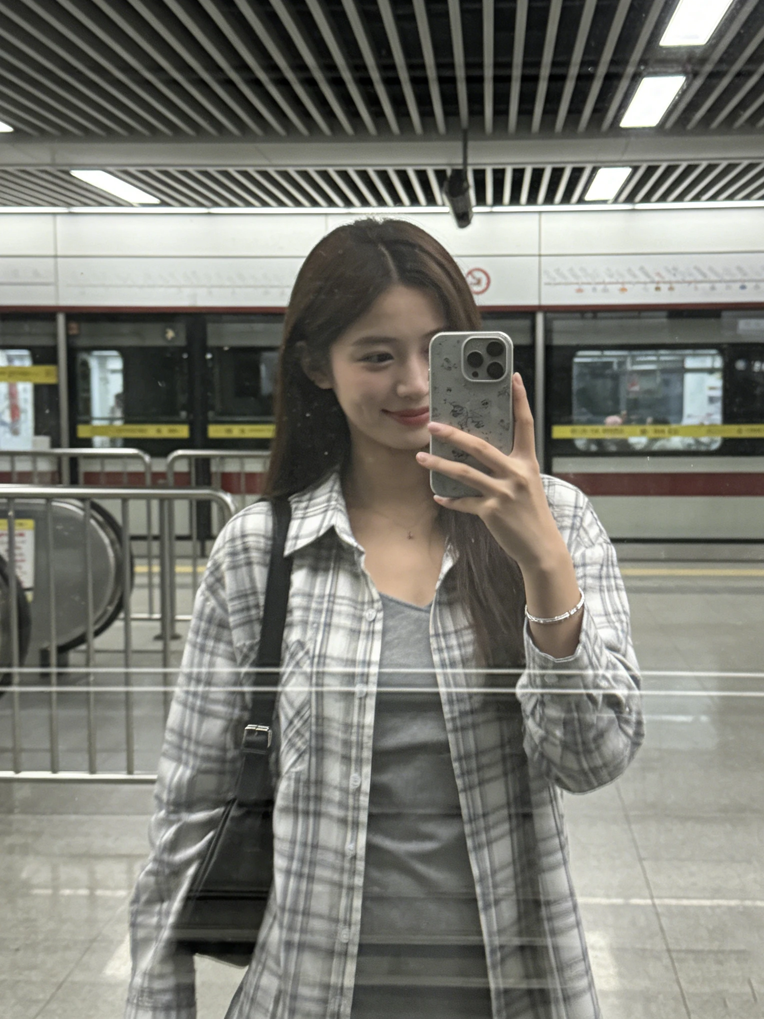 

Gray Plaid Long Sleeve Women's Shirt Spring Outerwear Cardigan Loose Lazy Style Blouse Overalls Sweet Style Japanese Style