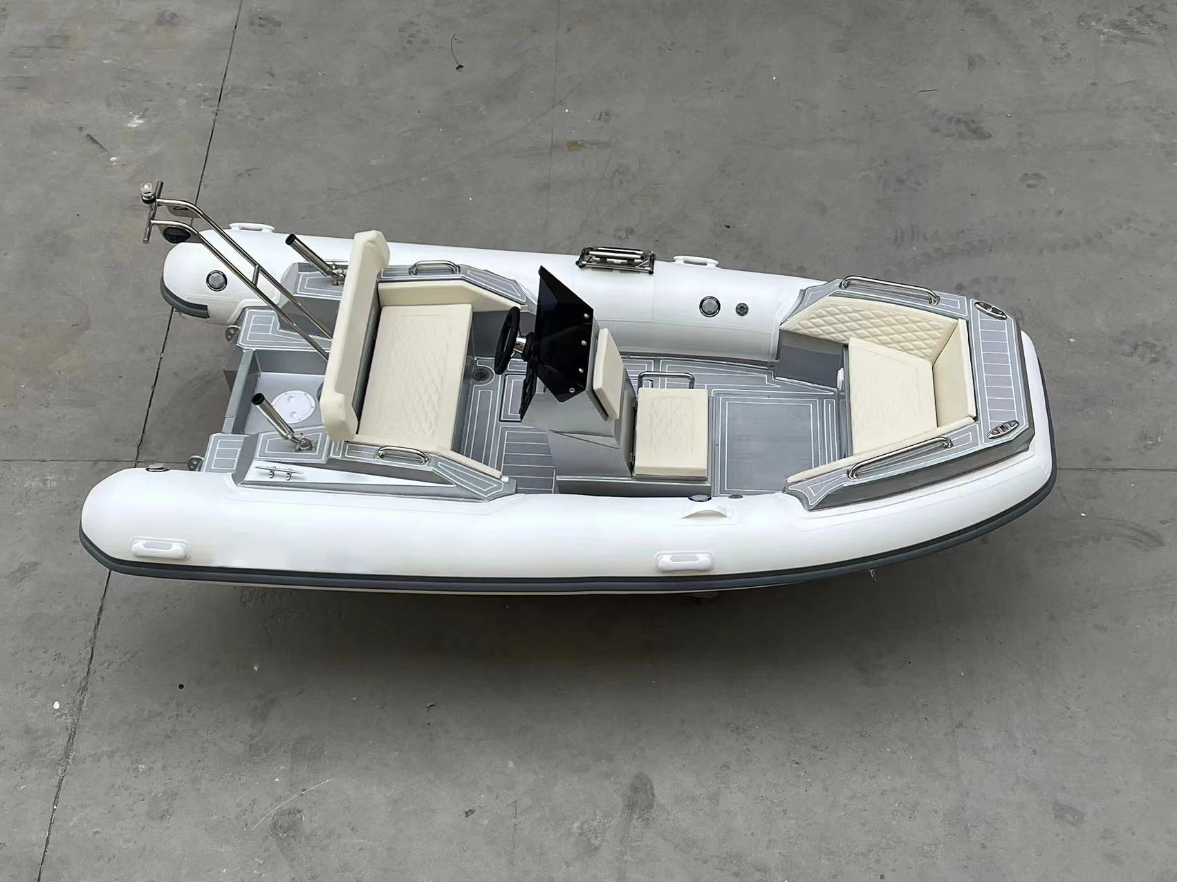 2024 New Design PVC CE Power Light Weight Sailboat Hypalon Inflatable Boat for Sale