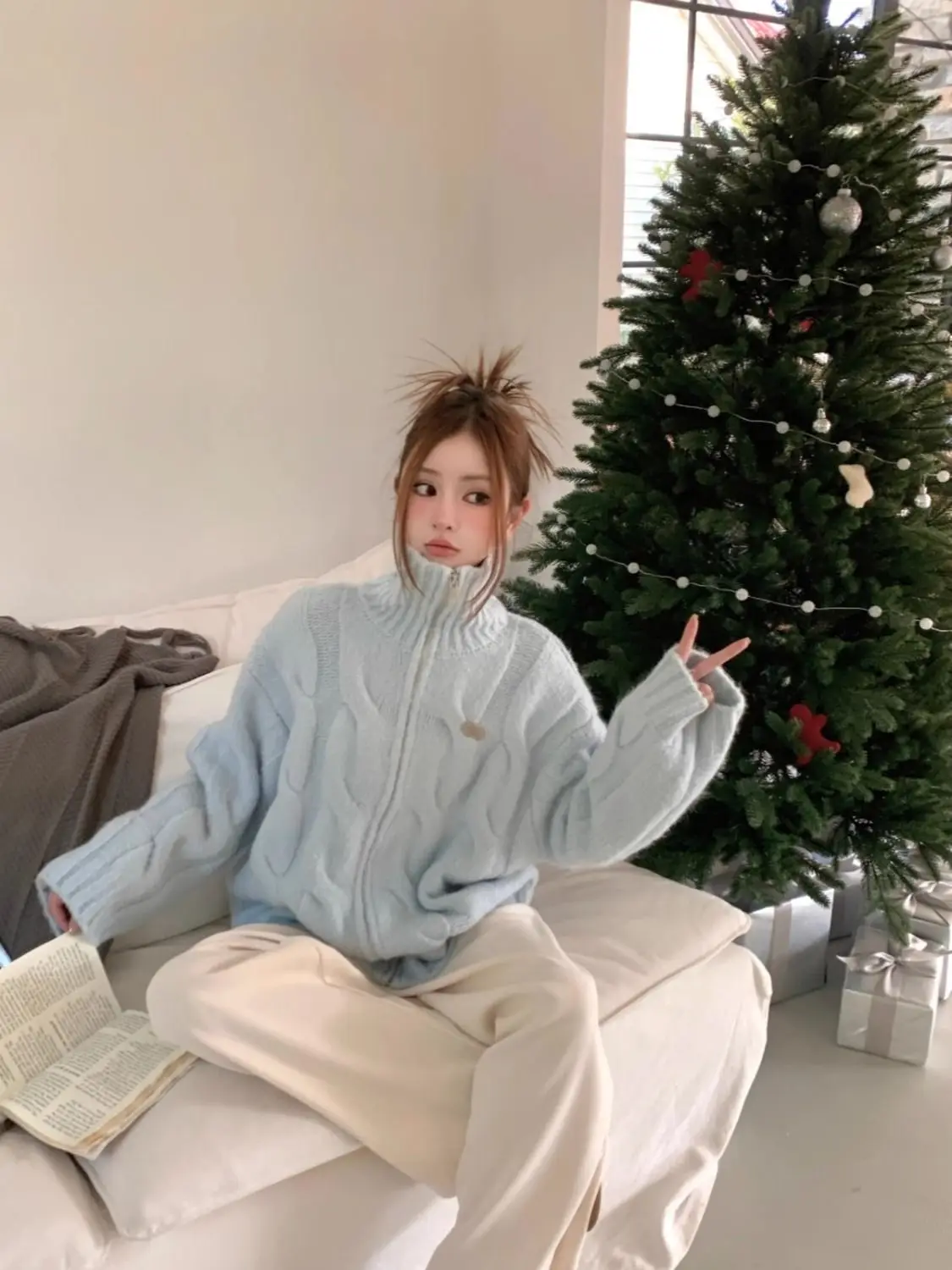 Korea Women Cardigan French Simple Style Lapel Sweater Long-sleeved College Style Sweet Twist Dot Bottoming Casual Cardigan