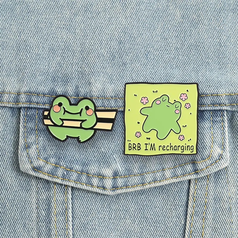 2-4Pcs/Set Animal Enamel Pins Frog Cat Fruit Dino Bee Brooch Dog Goose Duck Orange Butterfly Lapel Badge Bunny Whale Jewelry