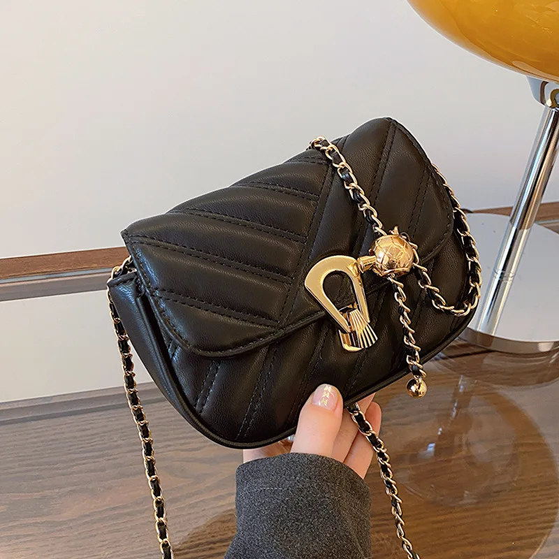 

Черная сумка, новая маленькая квадратная сумка с ромбовидной сеткой, нишевые высококачественные текстурные сумки через плечо на одно плечо для женщин