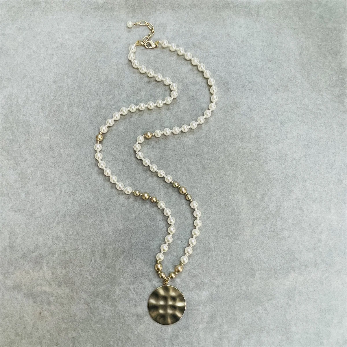 

High Quality Designer Luxury Pearl Necklace Gold Plated Pendant Intellectual Fashion Smart Smart Necklace SPN0411