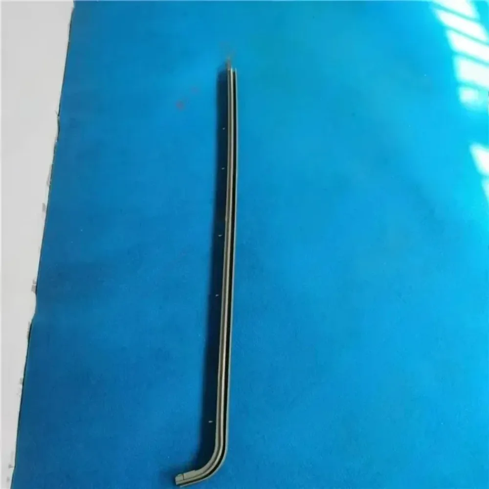 C00016495 for MAXUS V80 Middle Door Side Sliding Track Upper Centre Slide Genuine Brand New