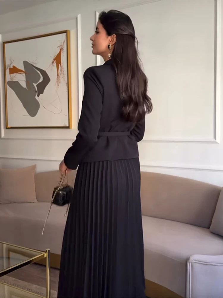 Long Dresses for Women Two Piece Dress Autumn Suit Collar Long Sleeve Pleated Skirt A-Line Slim Belt Black Dress Two-piece Set