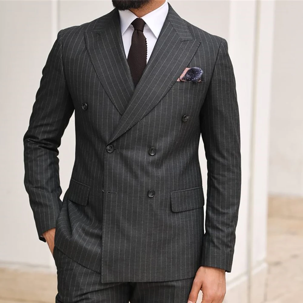 

Elegant Dark Gray Men Suits Stripe Double Breasted Business Blazer Fashion Fit 2 Piece Jacket Pants Costume Homme Pour Mariage